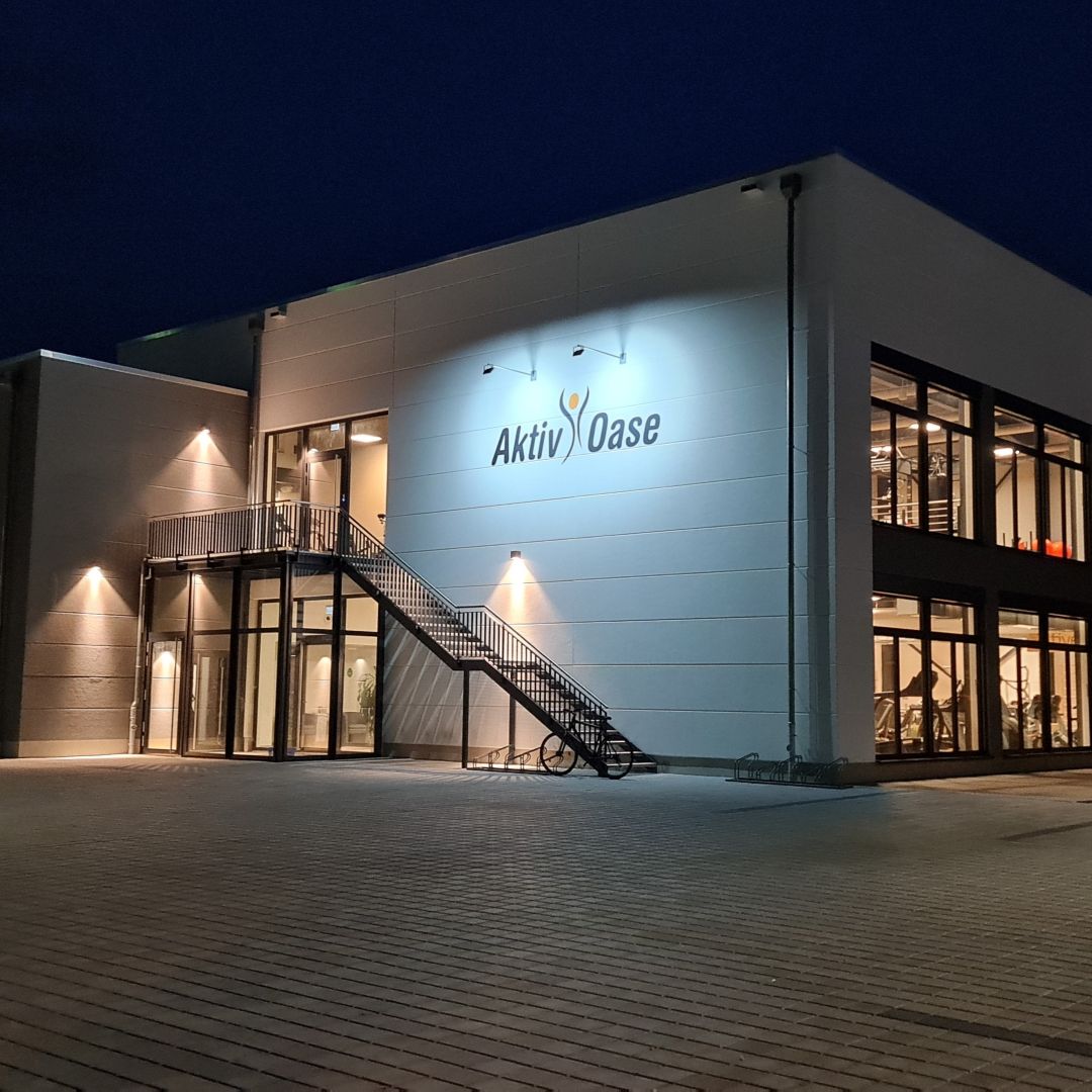 Außen Abends q FHD.jpg